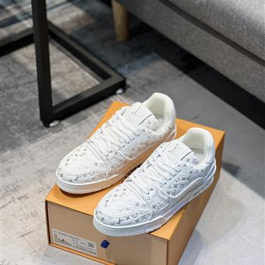 Louis Vuitton  2024新款男生休閒時尚鞋子