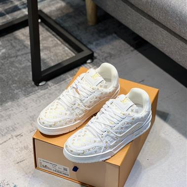 Louis Vuitton  2024新款男生休閒時尚鞋子