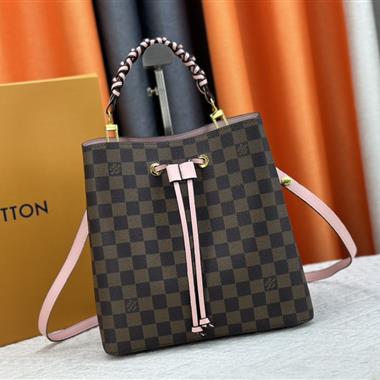 LOUIS VUITTON   2024新款女生時尚休閒包  尺寸：26*26*17.5CM