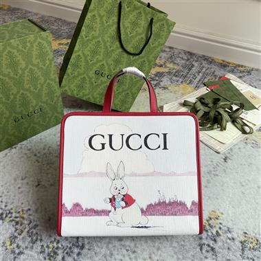 GUCCI  2024新款女生時尚休閒包 尺寸：28*26.5*9CM