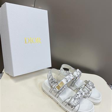 DIOR   2024新款女生休閒時尚鞋子