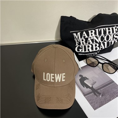 LOEWE   2024新款時尚帽子