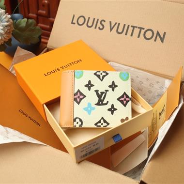 LOUIS VUITTON   2024新款時尚休閒包  尺寸：11.5*9*1.5CM