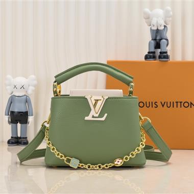 LOUIS VUITTON    2024新款女生時尚休閒包 尺寸：21*14*8CM