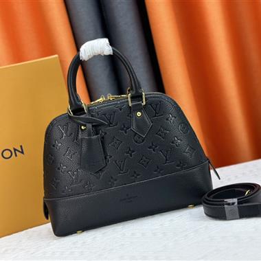 LOUIS VUITTON    2024新款女生時尚休閒包 尺寸：25*18*12CM