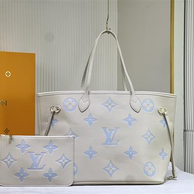 LOUIS VUITTON    2024新款女生時尚休閒包 尺寸：31*28*14CM