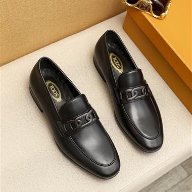 TDO’S   2024新款男生休閒時尚鞋子