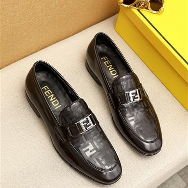 FENDI   2024新款男生休閒時尚鞋子