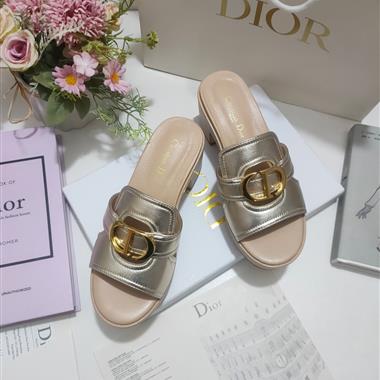 DIOR   2024新款女生休閒時尚鞋子