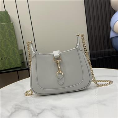 GUCCI   2024新款時尚女生休閒包  尺寸：19.5*18*3.5CM