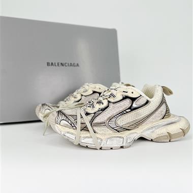 Balenciaga Phantom Sneaker 