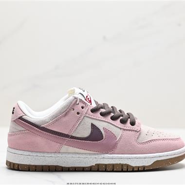 Nike Dunk Low 板鞋 