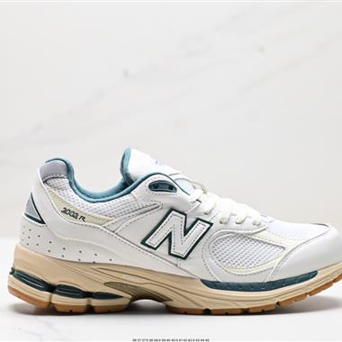 New Balance M2002