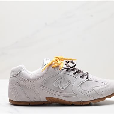 MiuMiu x New Balance 530 SL