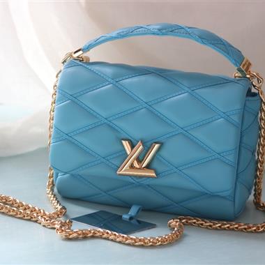 LOUIS VUITTON   2024新款時尚女生休閒包 尺寸：23*16*10CM