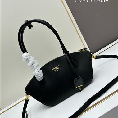 PRADA   2024新款時尚女生休閒包 尺寸：26*17*9CM