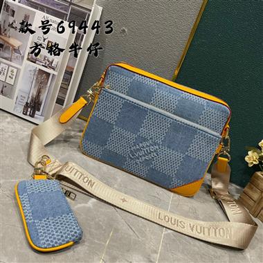 LOUIS VUITTON   2024新款時尚男生休閒包 尺寸：25*18.5*7CM