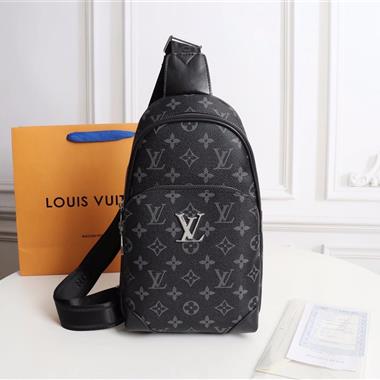 LOUIS VUITTON   2024新款男生時尚包包  尺寸：28-18-11CM