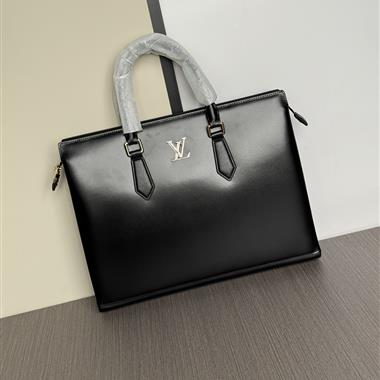 LOUIS VUITTON   2024新款男生時尚包包  尺寸：39-29-7CM