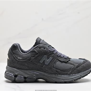 New Balance M2002