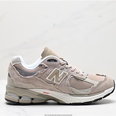 New Balance M2002