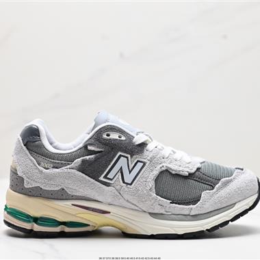 New Balance M2002