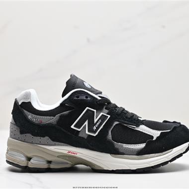 New Balance M2002