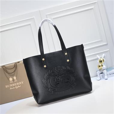 BURBERRY   2024新款時尚女生休閒包 尺寸：35*29*12CM