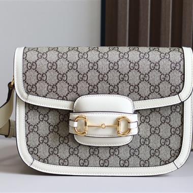 GUCCI    2024新款時尚女生休閒包 尺寸：25*18*8CM