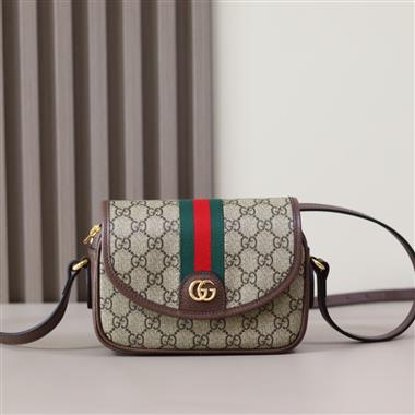 GUCCI    2024新款時尚女生休閒包 尺寸：19*13*5CM