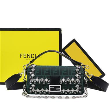 FENDI   2024新款時尚女生休閒包 尺寸：27*6*15CM