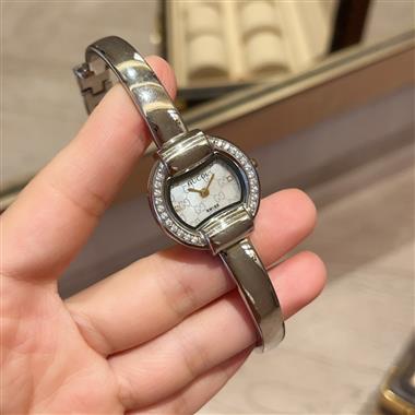 GUCCI   2024新款時尚休閒手錶  尺寸：25MM