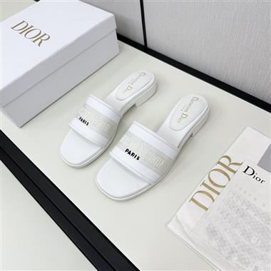 DIOR    2024新款女生休閒時尚鞋子