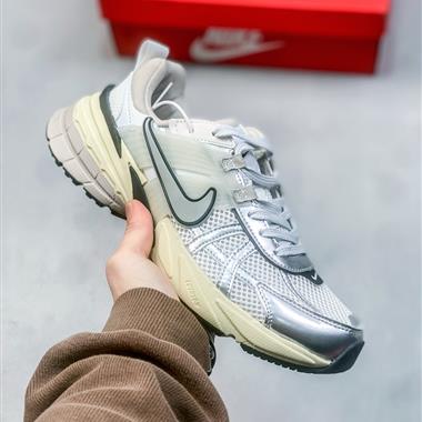 NIKE V2K Runtekk  減震防滑復古低幫跑步鞋