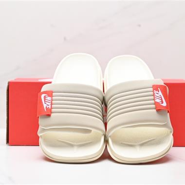 Nike OFFCOURT SLIDE