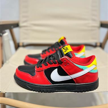 Nike Dunk Low 板鞋