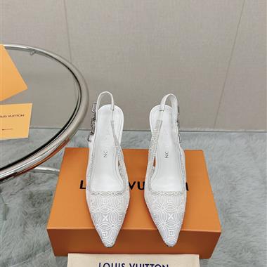 Louis Vuitton  2024新款女生休閒時尚鞋子