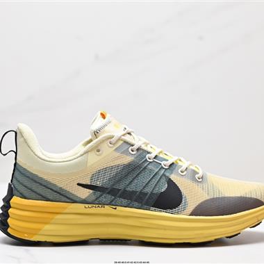 Nike Lunar Roam 系列 