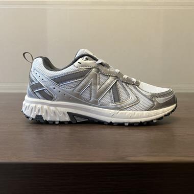 New Balance 410 復古運動跑步鞋