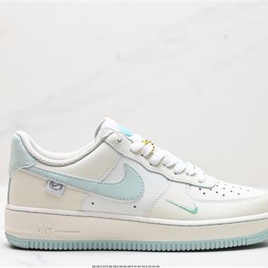 Nike AIR FORCE 1'07