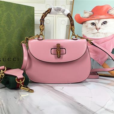 GUCCI    2024新款女生時尚包包 尺寸:21*15*7CM