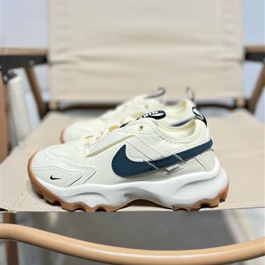 Nike TC 7900 復古老爹百搭休閑慢跑鞋