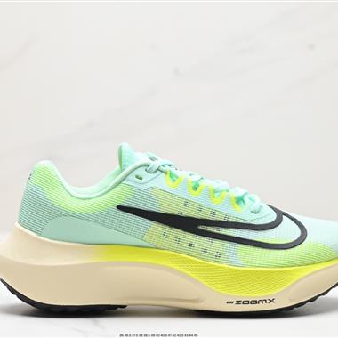 Nike Zoom Fly 5超輕休閑緩震碳板跑步鞋