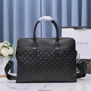 GUCCI   2024新款男生時尚包包 尺寸:39-29-6CM