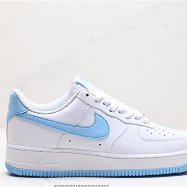 Nike AIR FORCE 1 ‘07