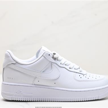 Nike AIR FORCE 1 ‘07