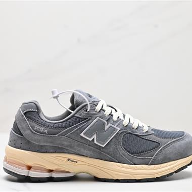 New Balance 2002R 休閒跑鞋