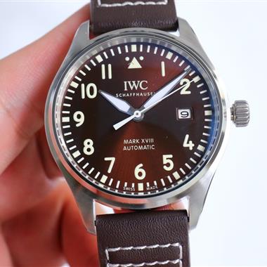 IWC   2024新款時尚休閒手錶  尺寸：40MM