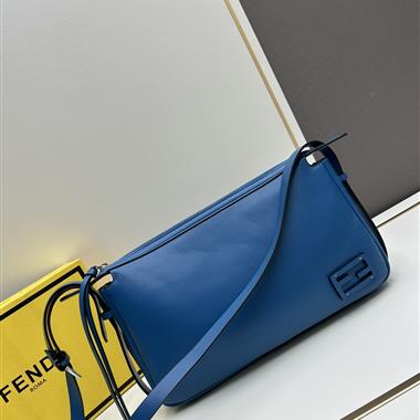 FENDI   2024新款女生時尚包包  尺寸:34.5*20*4.5CM