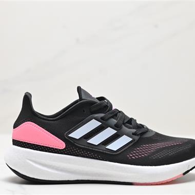 Adidas PureBOOST 22爆米花緩震中底跑步鞋